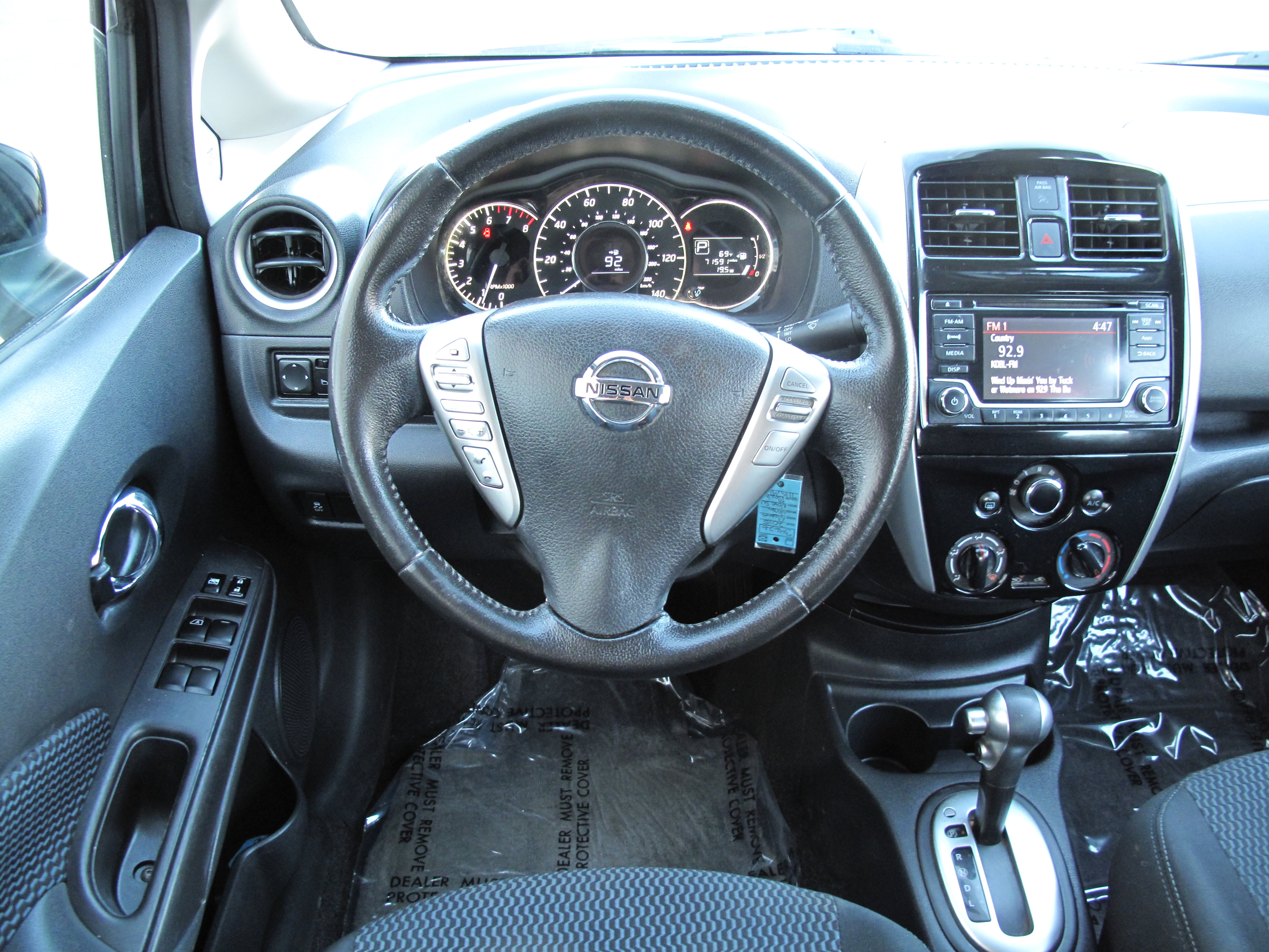 Used 2015 Nissan Versa Note SV w/ SV Convenience Package FWD image 14