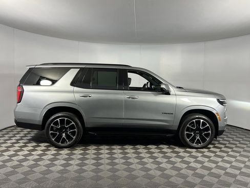 Used 2025 Chevrolet Tahoe RST image 3