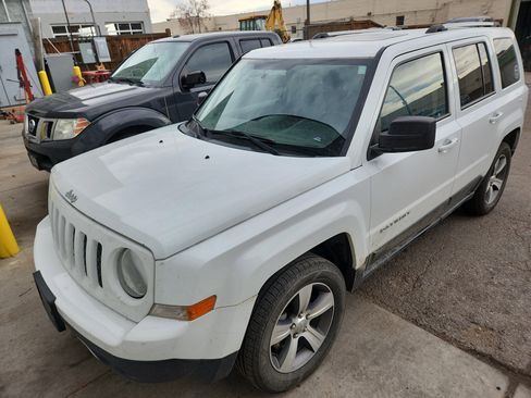 Used 2016 Jeep Patriot High Altitude image 2