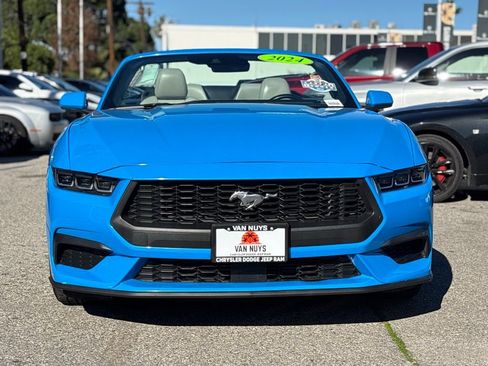 Used 2024 Ford Mustang Premium image 8