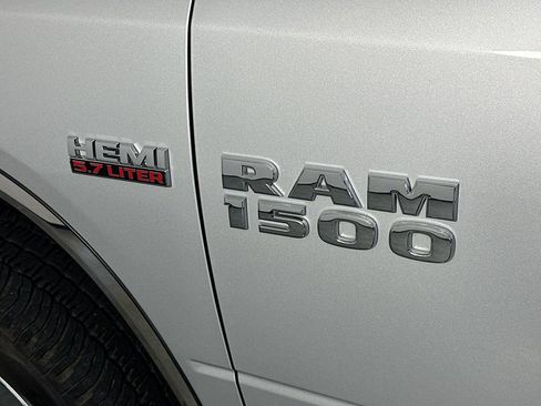Used 2018 RAM 1500 Big Horn AWD/4WD image 27