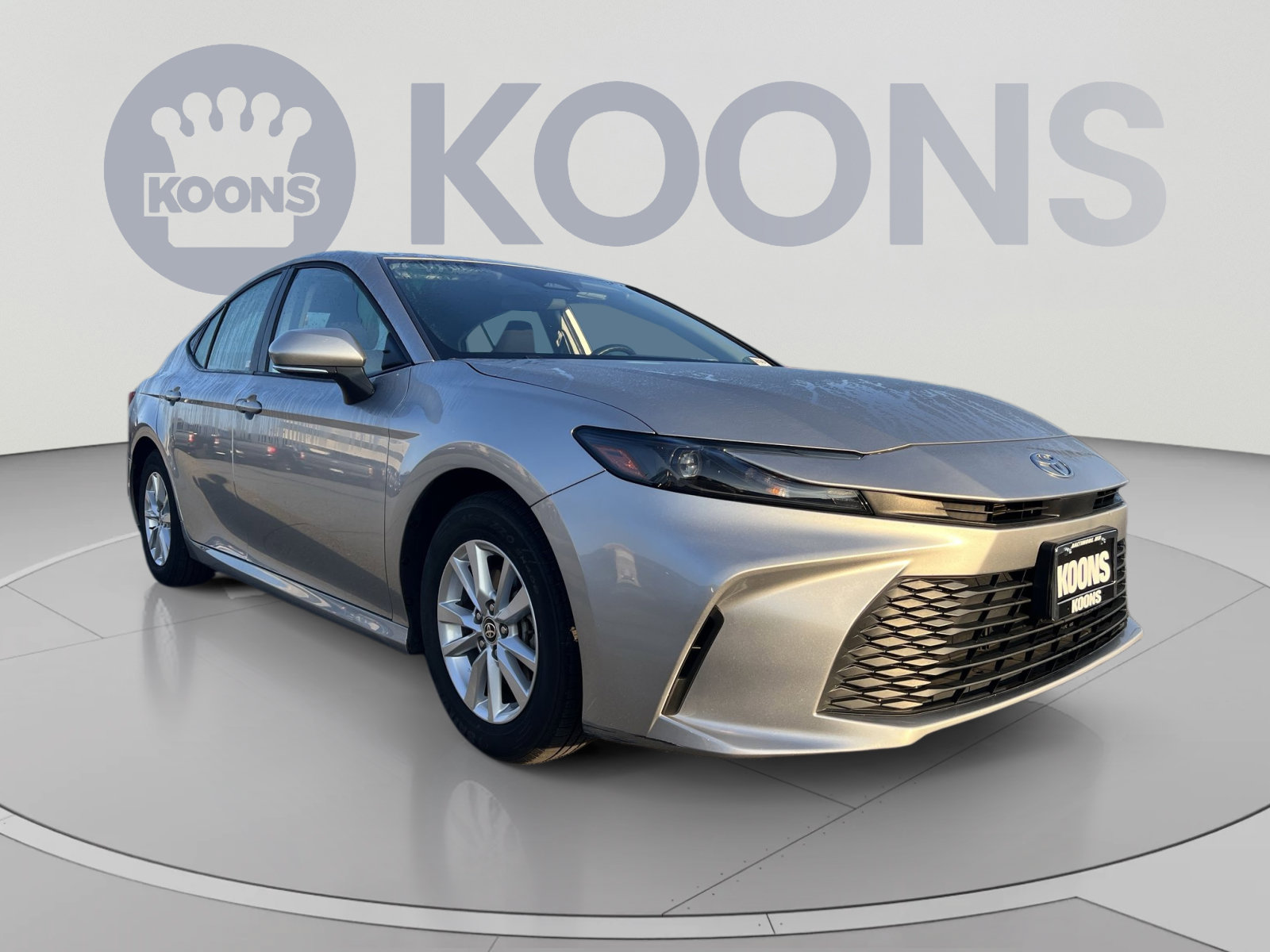 Used 2025 Toyota Camry LE FWD image 10