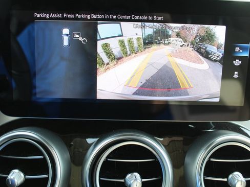 Certified 2021 Mercedes-Benz GLC 300 image 52