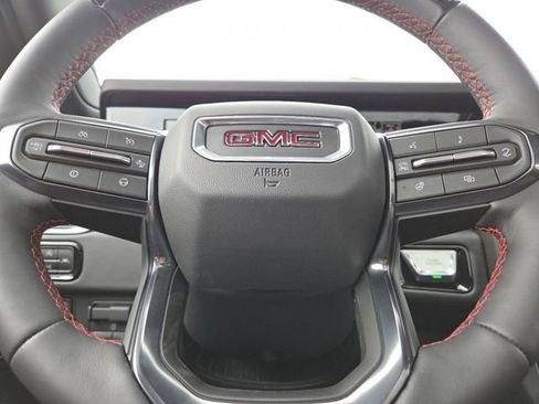 New 2026 GMC Yukon XL AT4 Ultimate w/ LPO, Illumination Package AWD/4WD image 39