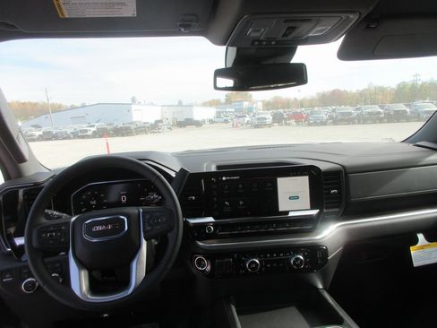 New 2026 GMC Sierra 3500 SLT w/ SLT Premium Package image 16