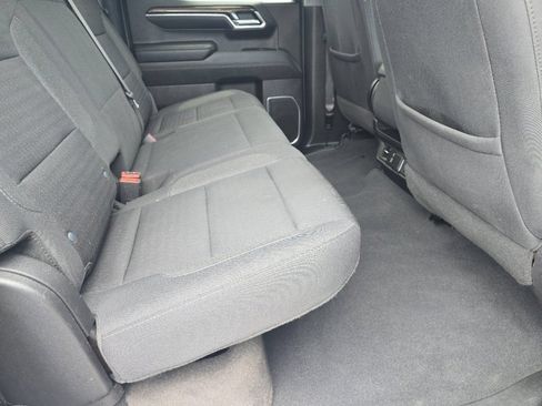 Used 2023 Chevrolet Silverado 1500 LT AWD/4WD image 21