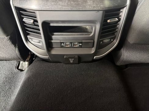 Used 2019 RAM 2500 Big Horn AWD/4WD image 17