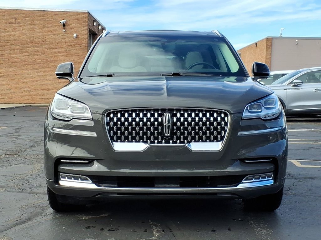 Used 2024 Lincoln Aviator Black Label AWD/4WD image 2
