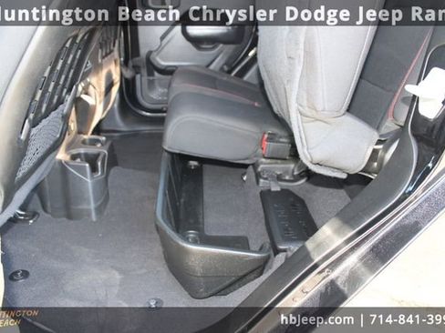 Used 2022 Jeep Gladiator Rubicon w/ Cold Weather Group image 49