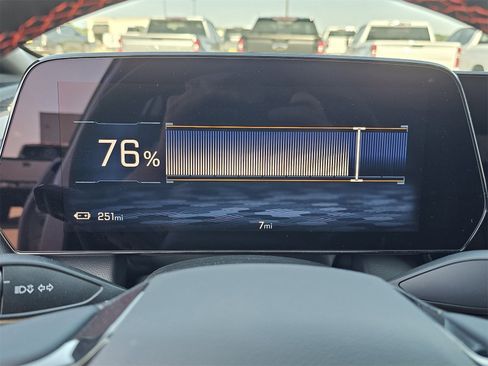 New 2025 Chevrolet Equinox EV RS image 12