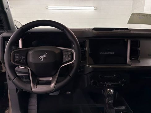 New 2026 Ford Bronco Outer Banks image 8