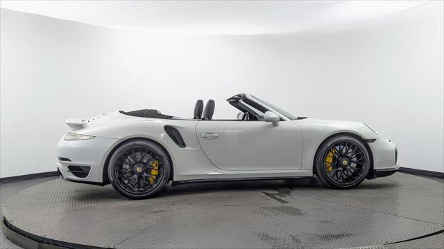 Used 2015 Porsche 911 Turbo S w/ High-end Infotainment Package AWD/4WD image 9