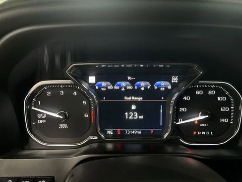 Certified 2021 GMC Sierra 1500 AT4 w/ AT4 Premium Package AWD/4WD image 12
