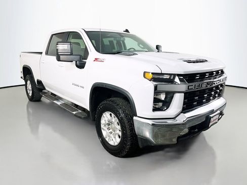 Used 2023 Chevrolet Silverado 2500 LT w/ Convenience Package AWD/4WD image 4