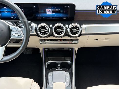 Used 2023 Mercedes-Benz GLB 250 image 19