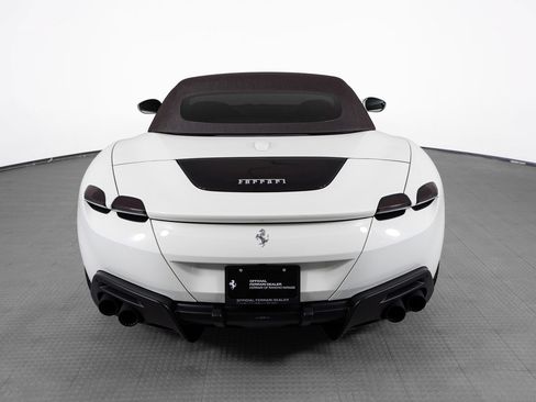 Certified 2025 Ferrari Roma Spider RWD image 45