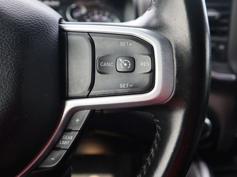 Used 2021 RAM 1500 Big Horn RWD image 16