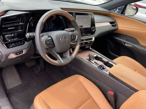Used 2023 Lexus RX 350 Premium w/ Accessory Package (Z1) AWD/4WD image 22
