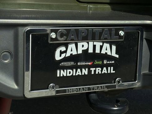 Used 2022 Jeep Wrangler Unlimited Sport image 39