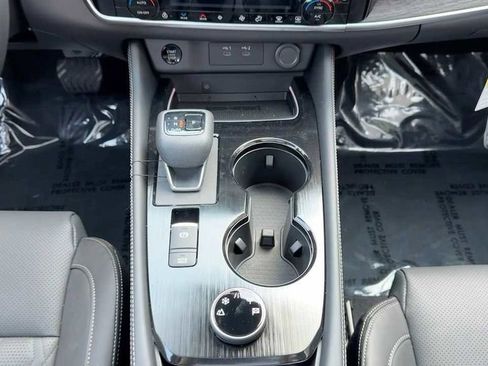 New 2026 Nissan Rogue Platinum w/ Platinum Premium Package image 13