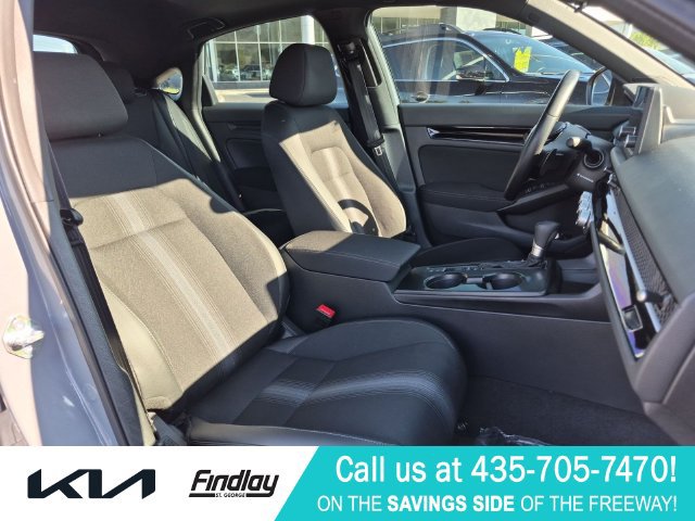 Used 2025 Honda Civic Sport image 32