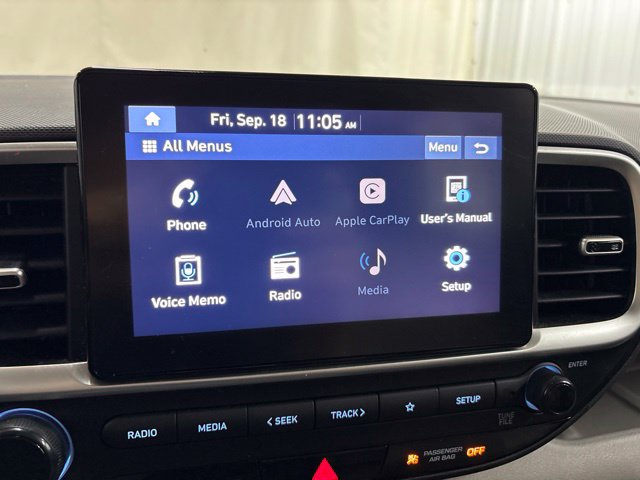 Used 2022 Hyundai Venue SEL FWD image 28
