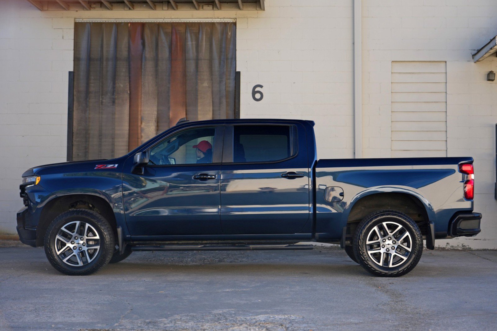 Used 2020 Chevrolet Silverado 1500 LT Trail Boss AWD/4WD image 8