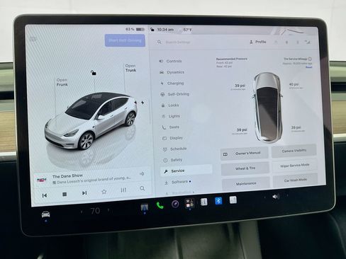 Used 2023 Tesla Model Y Long Range AWD/4WD image 32