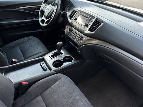 Used 2019 Honda Pilot LX image 19