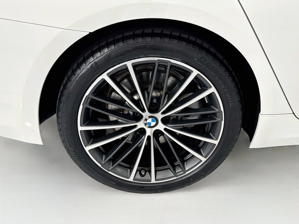Certified 2023 BMW 530i w/ Premium Package RWD image 32