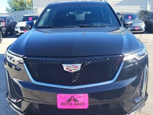 Used 2023 Cadillac XT6 Sport image 26