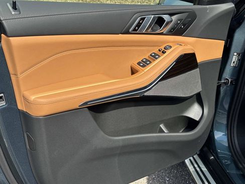 New 2026 BMW X5 sDrive40i w/ Climate Comfort Package image 18