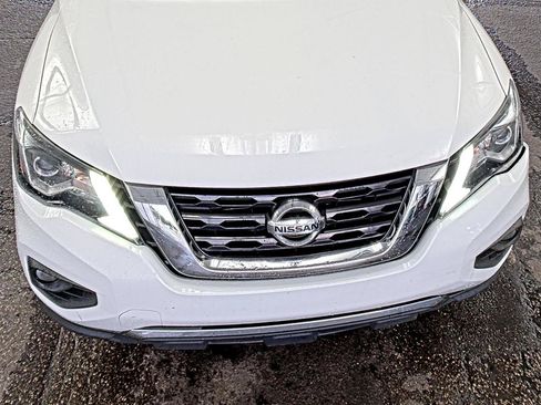 Used 2018 Nissan Pathfinder SV FWD image 7