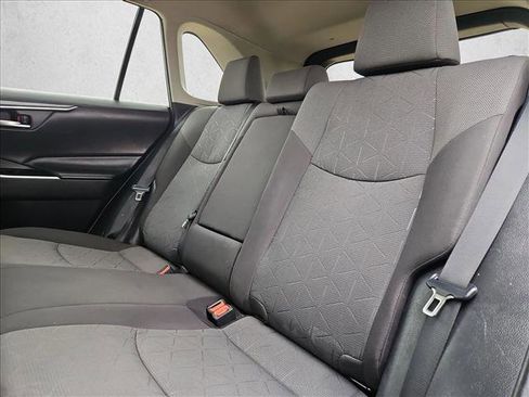 Used 2020 Toyota RAV4 XLE w/ Convenience Package image 19