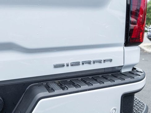 Used 2025 GMC Sierra 3500 Denali Ultimate AWD/4WD image 18