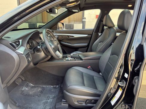 Used 2020 INFINITI QX50 Essential w/ Edition 30 Package FWD image 16