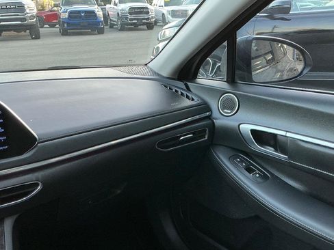 Used 2020 Hyundai Sonata Limited FWD image 18