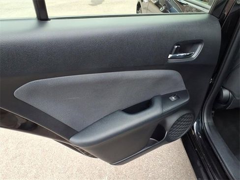 Used 2016 Toyota Prius Three image 9