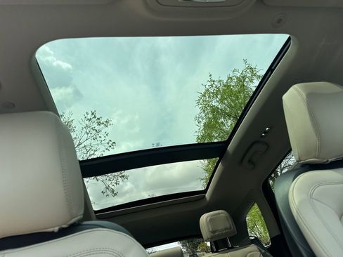 New 2026 Lincoln Corsair Grand Touring image 17