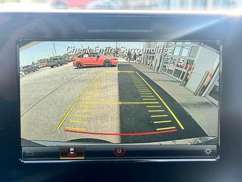 Used 2017 Mercedes-Benz GLA 250 4MATIC image 16