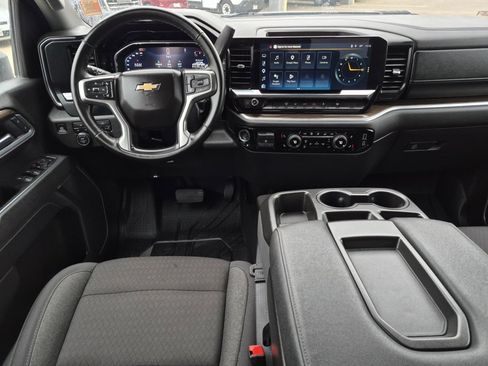 Certified 2025 Chevrolet Silverado 2500 LT w/ Convenience Package AWD/4WD image 14