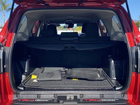 Certified 2020 Toyota 4Runner TRD Off-Road image 17