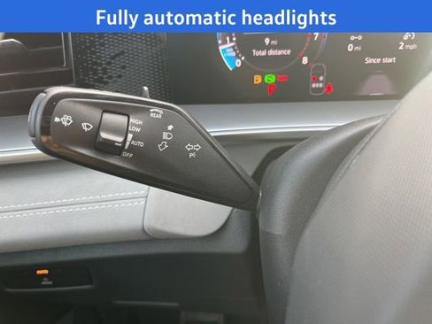 New 2026 Volkswagen Tiguan SE R-Line image 11