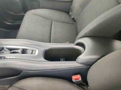 Used 2016 Honda HR-V LX image 19