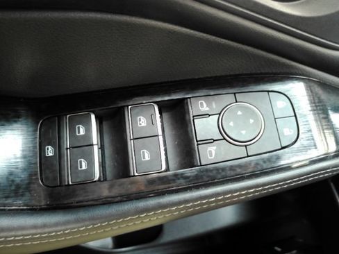 Used 2024 Nissan Rogue SL w/ SL Premium Package FWD image 38
