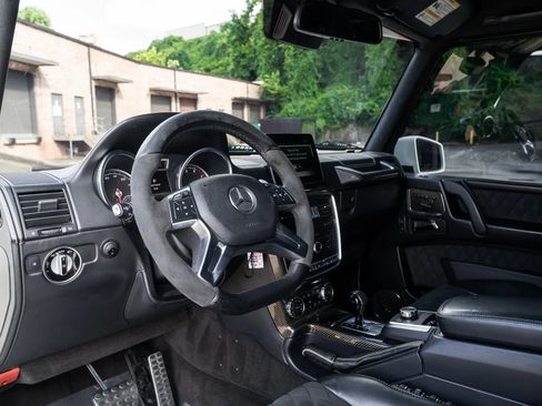 Used 2017 Mercedes-Benz G 550 Squared image 25