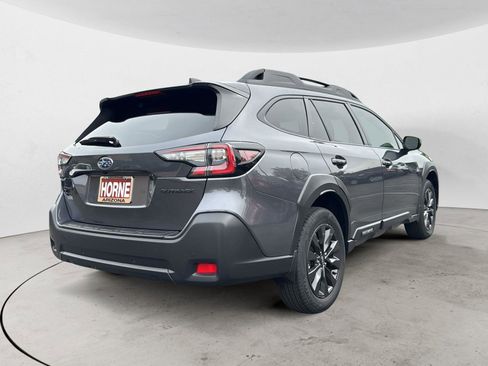 Used 2025 Subaru Outback Onyx Edition w/ Popular Package #2 AWD/4WD image 5