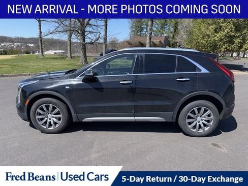 Used 2021 Cadillac XT4 Premium Luxury w/ Enhanced Visibility Package image 6