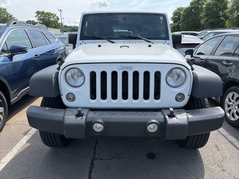 Used 2017 Jeep Wrangler Unlimited Sport AWD/4WD image 2