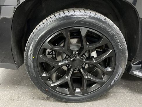 Used 2020 GMC Yukon SLE image 32